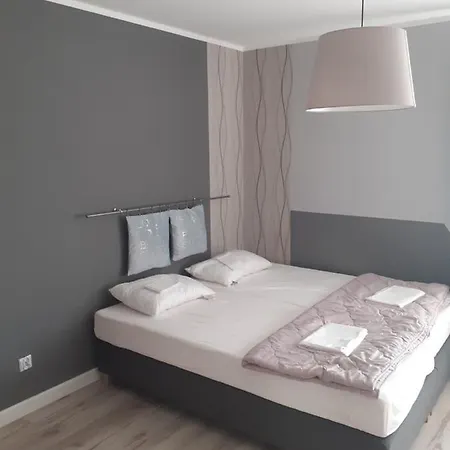 Mieszkanie Wakcyjne W Kamienicy Apartment *